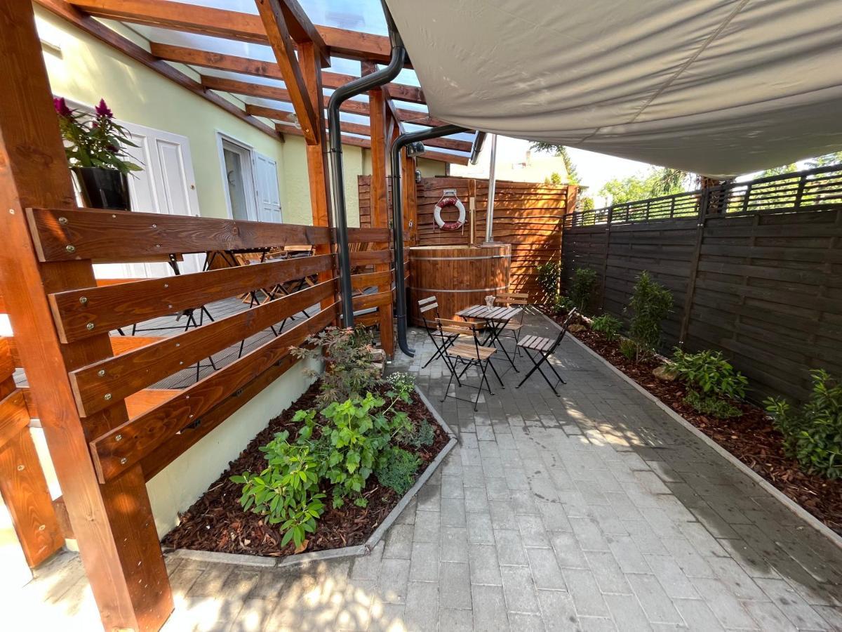 Peter Dock Boutique Villa Keszthely Bagian luar foto