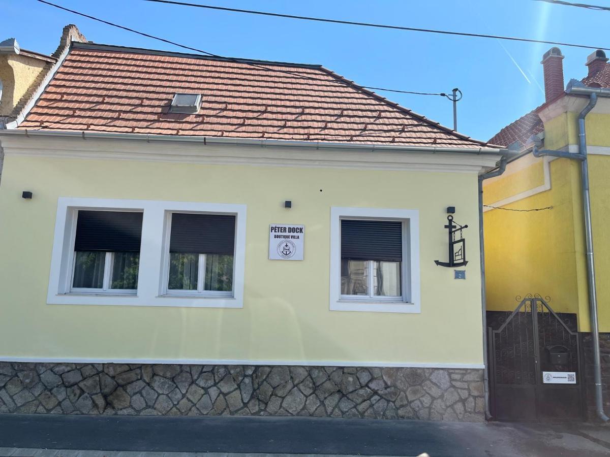 Peter Dock Boutique Villa Keszthely Bagian luar foto