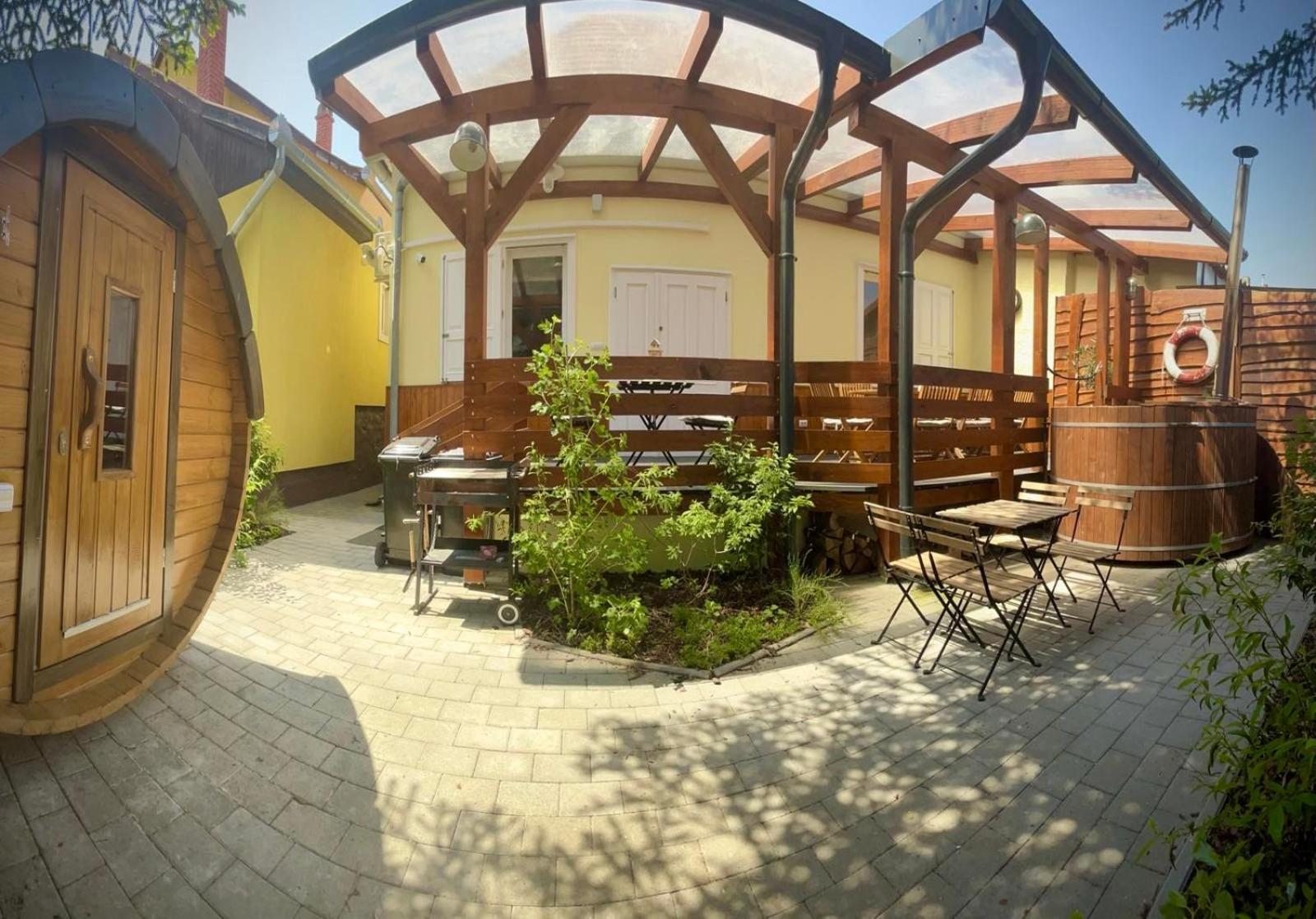 Peter Dock Boutique Villa Keszthely Bagian luar foto